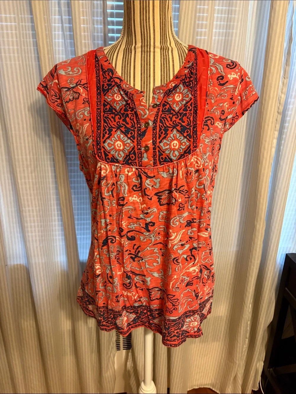 Women’s Coral Print Peasant Top with Navy Accents